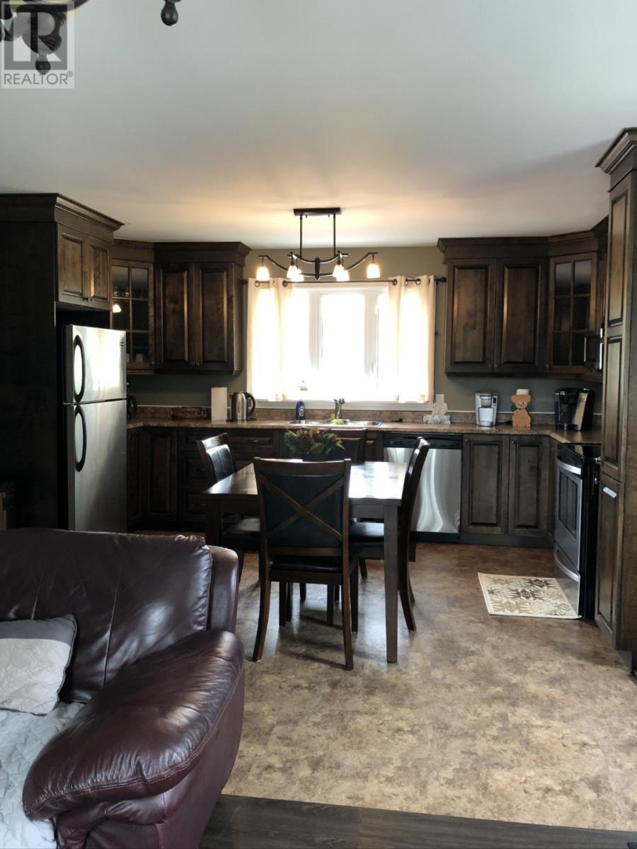 665 Station Road, Jefferys, NL - Indoor