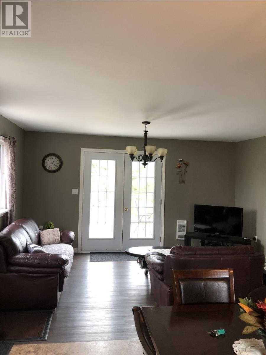 665 Station Road, Jefferys, NL - Indoor Photo Showing Living Room