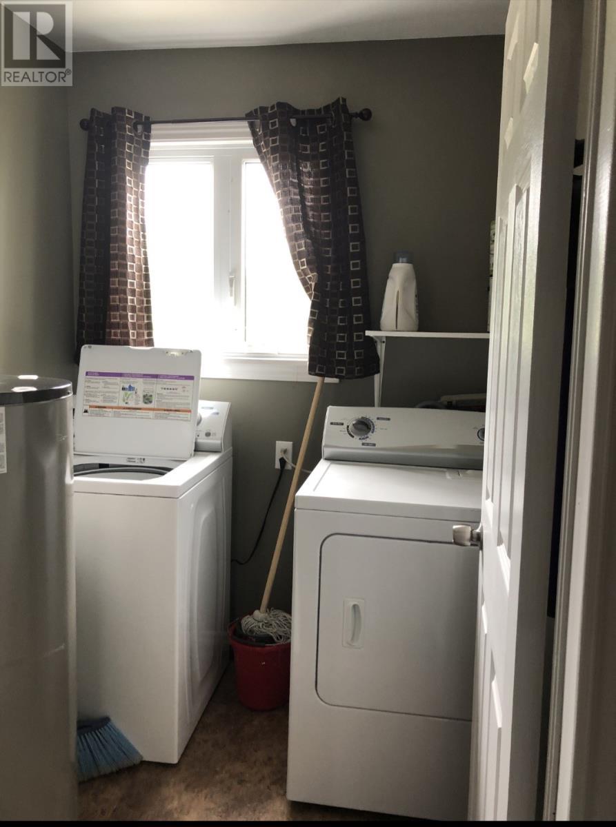 665 Station Road, Jefferys, NL - Indoor Photo Showing Laundry Room