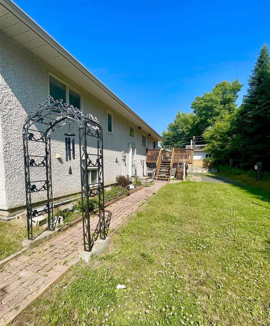 228 Taylor Street, Dryden, ON - Outdoor