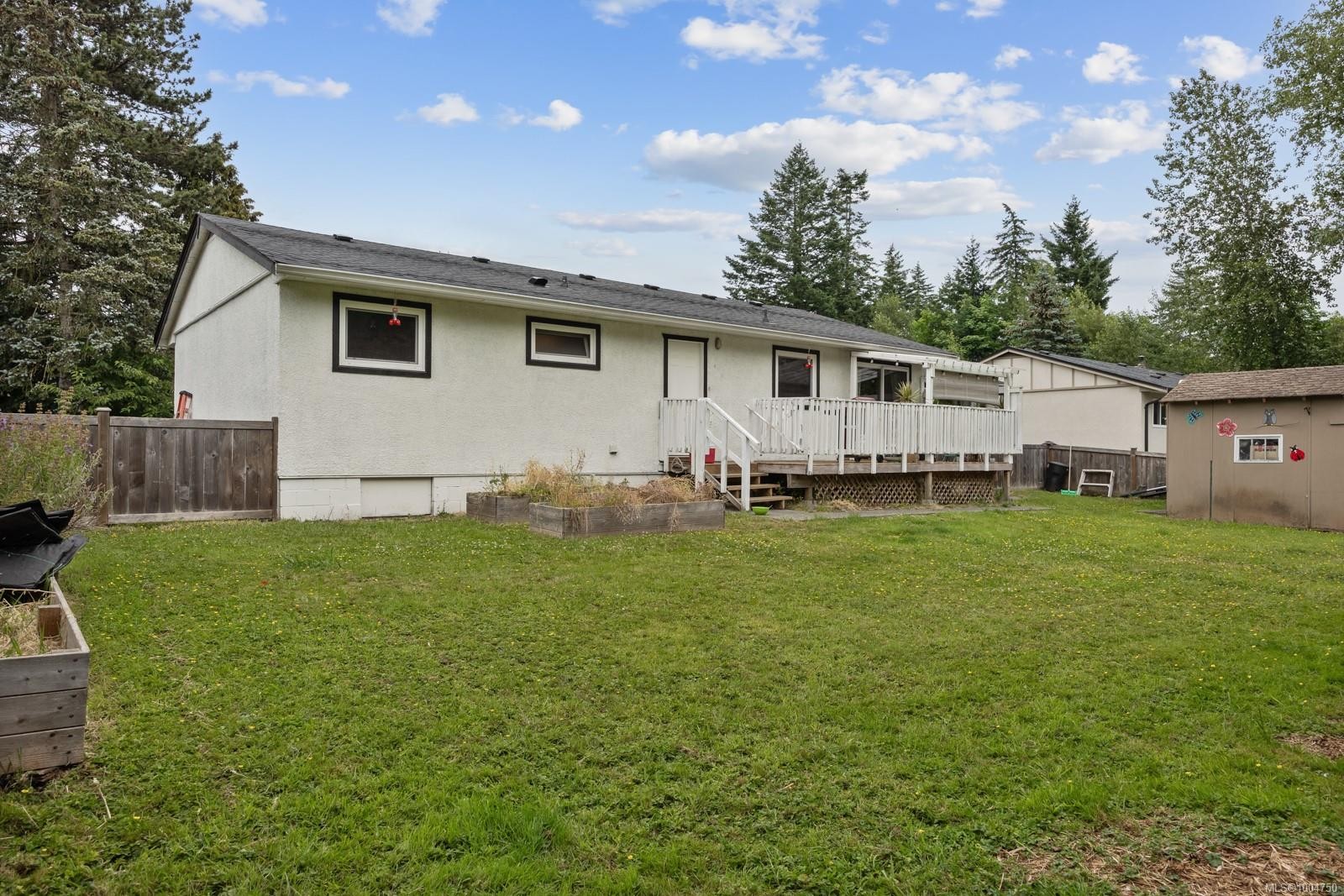 275 Centennial Dr, Courtenay, BC