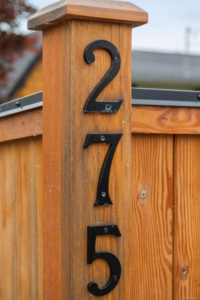 275 Centennial Dr, Courtenay, BC