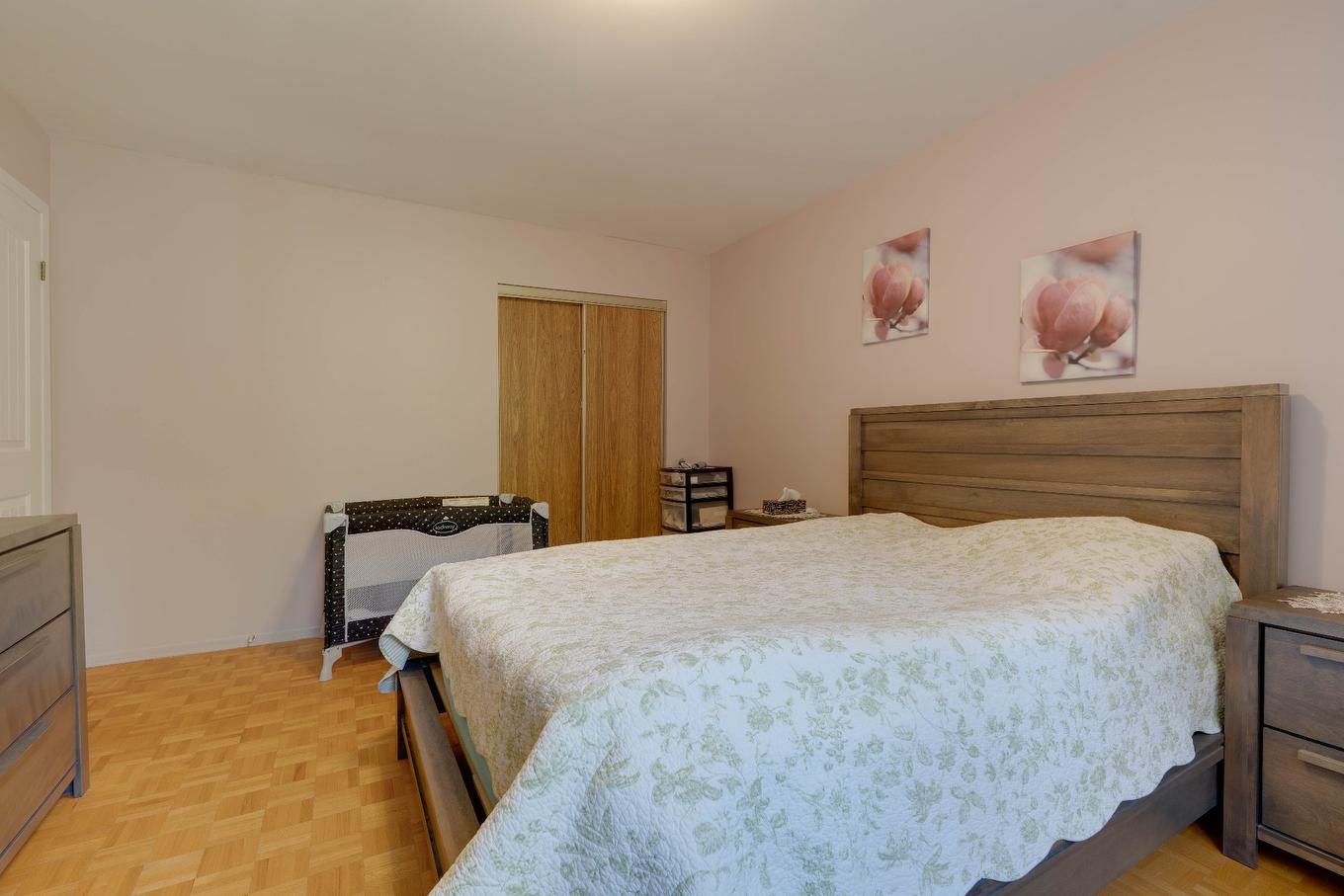 Bedroom - 5125 Av. Clarendon, Laval (Chomedey), QC - Indoor Photo Showing Bedroom