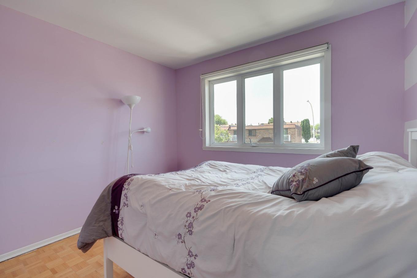 Primary bedroom - 5125 Av. Clarendon, Laval (Chomedey), QC - Indoor Photo Showing Bedroom