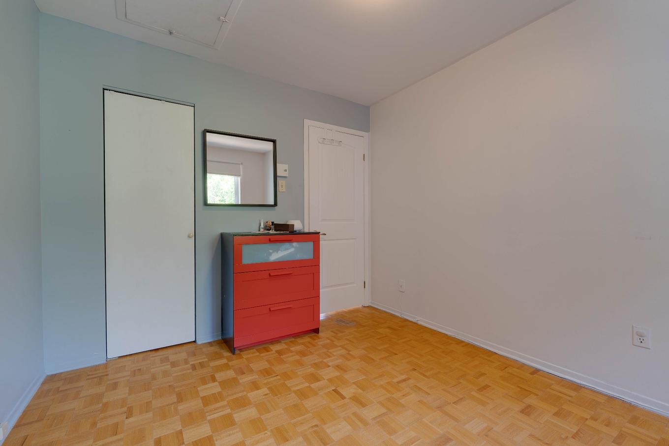 Bedroom - 5125 Av. Clarendon, Laval (Chomedey), QC - Indoor Photo Showing Other Room