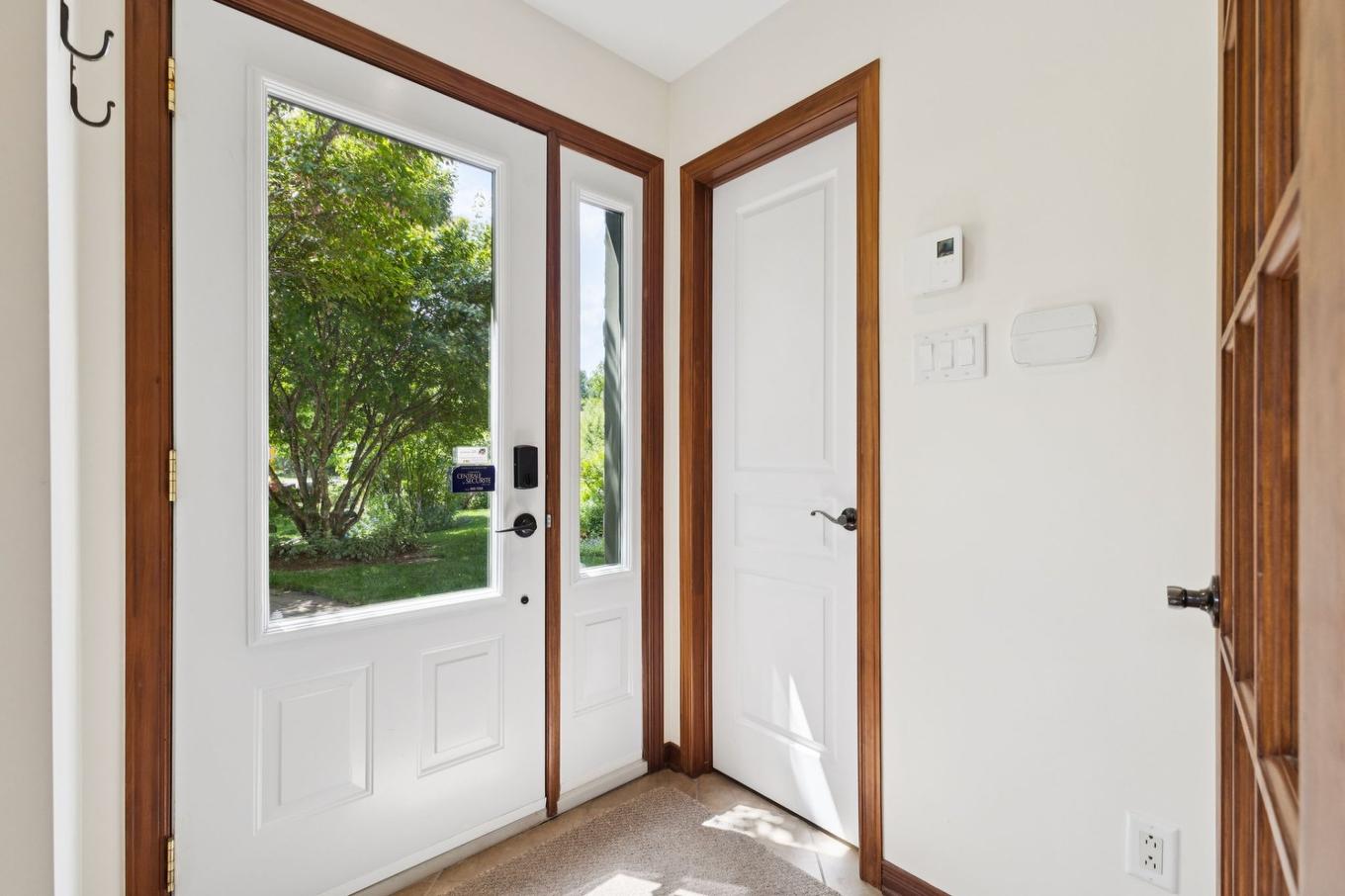 Hall d'entrée/Vestibule - 1627 Ch. Du Golf, Mont-Tremblant, QC - Indoor Photo Showing Other Room