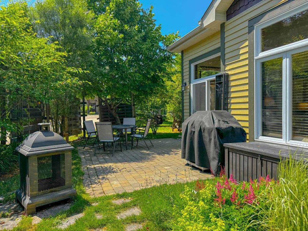 Terrasse - 1627 Ch. Du Golf, Mont-Tremblant, QC - Outdoor