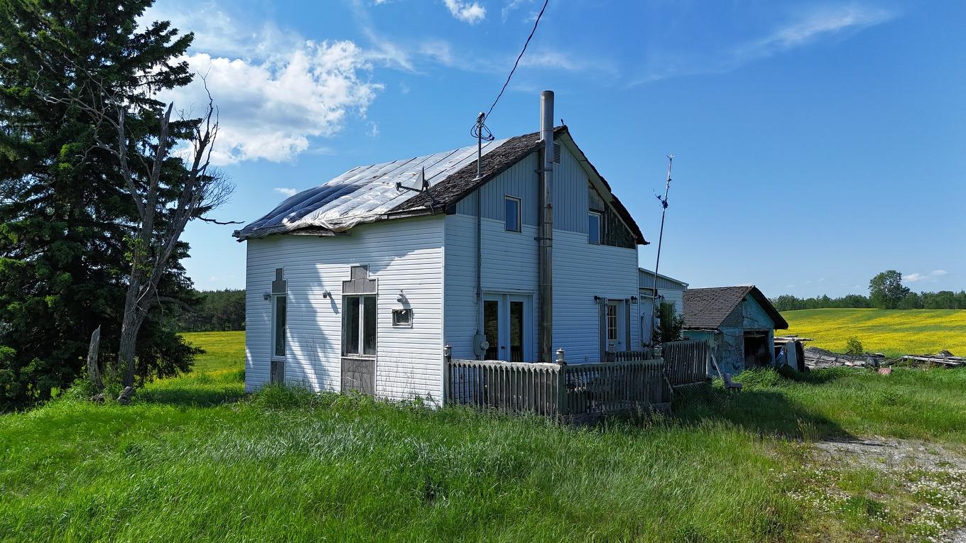 Façade - 311 8E-Et-9E-Rang O., Sainte-Gertrude-Manneville, QC - Outdoor