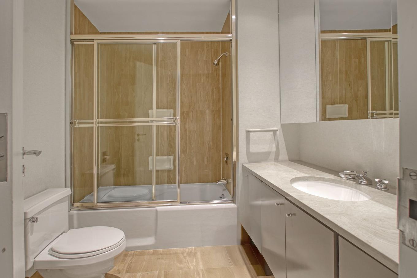 Ensuite bathroom - 2107-1455 Rue Sherbrooke O., Montréal (Ville-Marie), QC - Indoor Photo Showing Bathroom