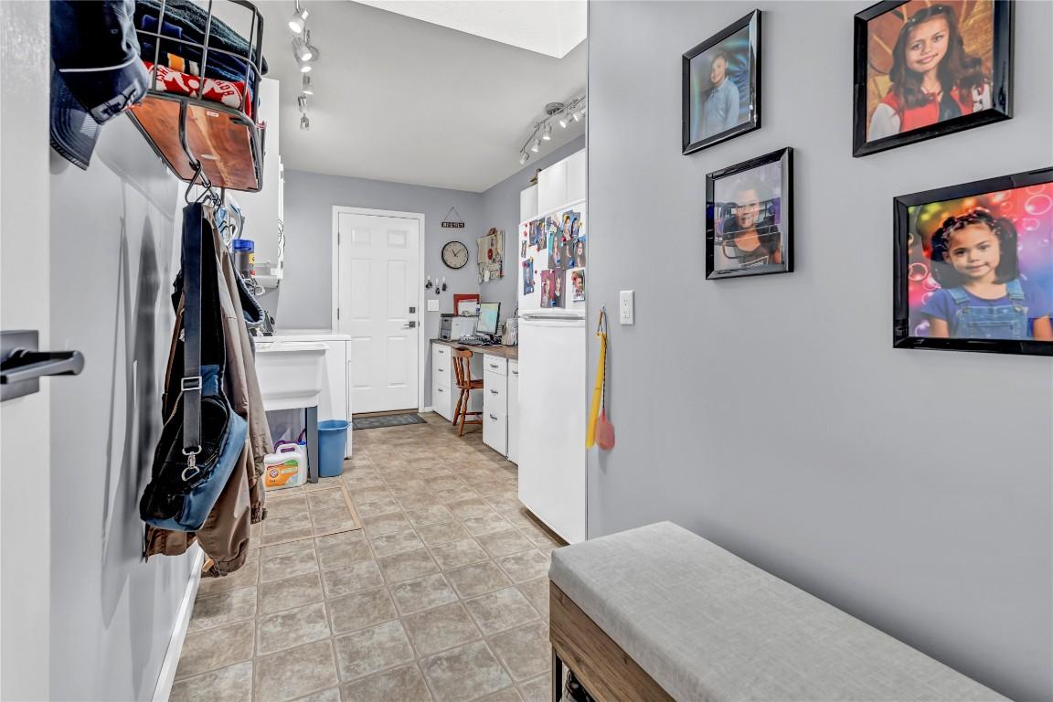 55 Kingfisher Drive, Penticton, BC - Indoor Photo Showing Other Room