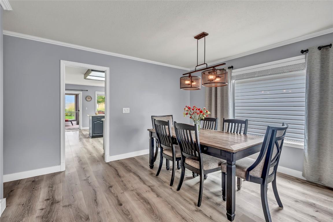 55 Kingfisher Drive, Penticton, BC - Indoor Photo Showing Dining Room