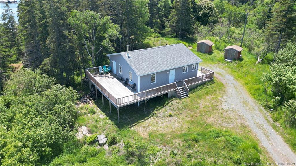 22 Pettes Cove Rd, Grand Manan, NB