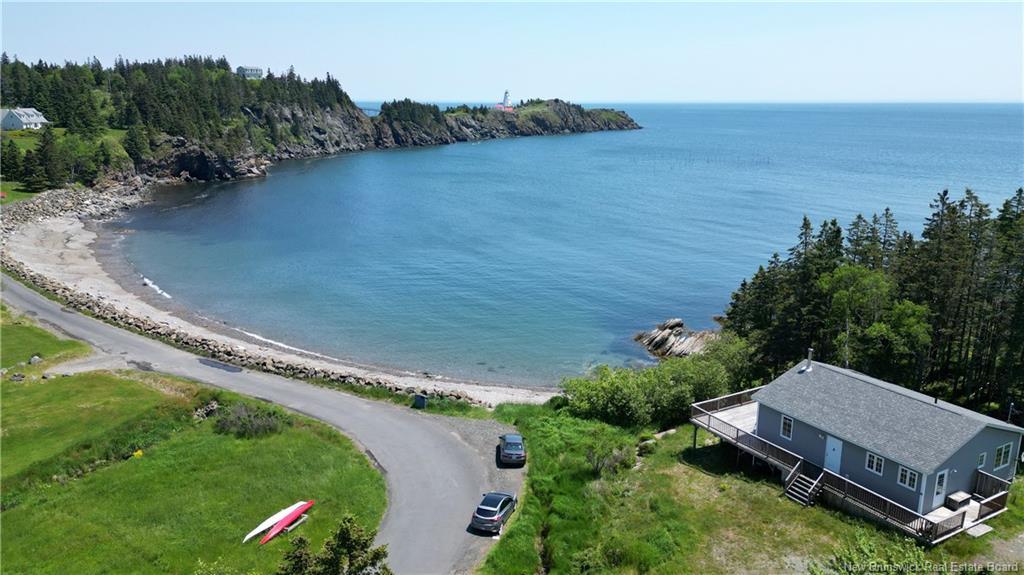22 Pettes Cove Rd, Grand Manan, NB