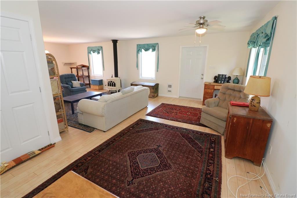 22 Pettes Cove Rd, Grand Manan, NB