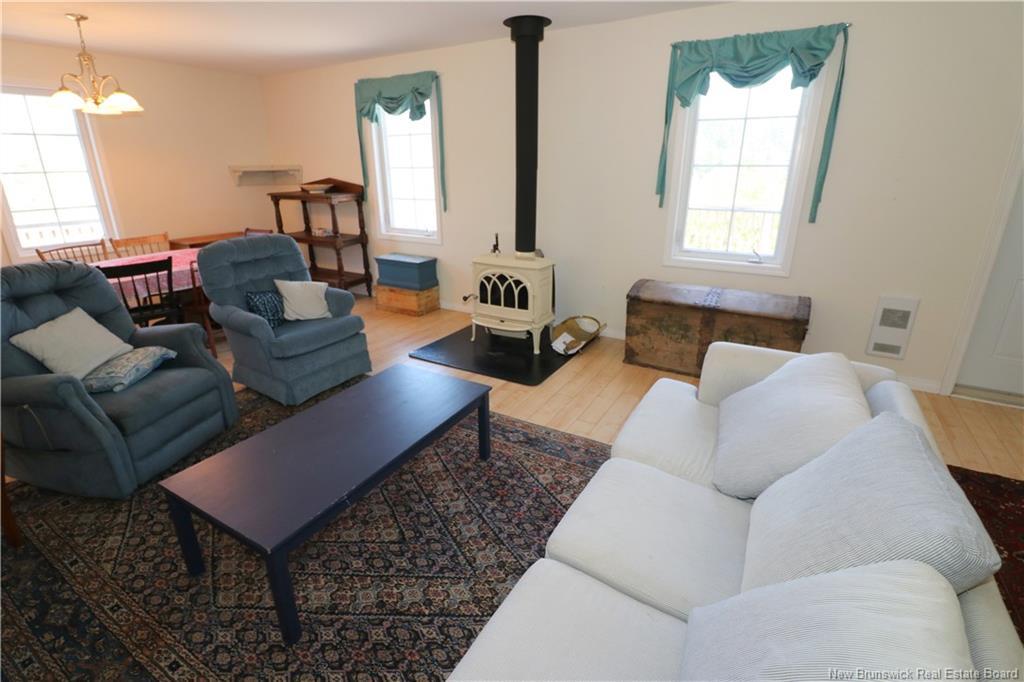 22 Pettes Cove Rd, Grand Manan, NB