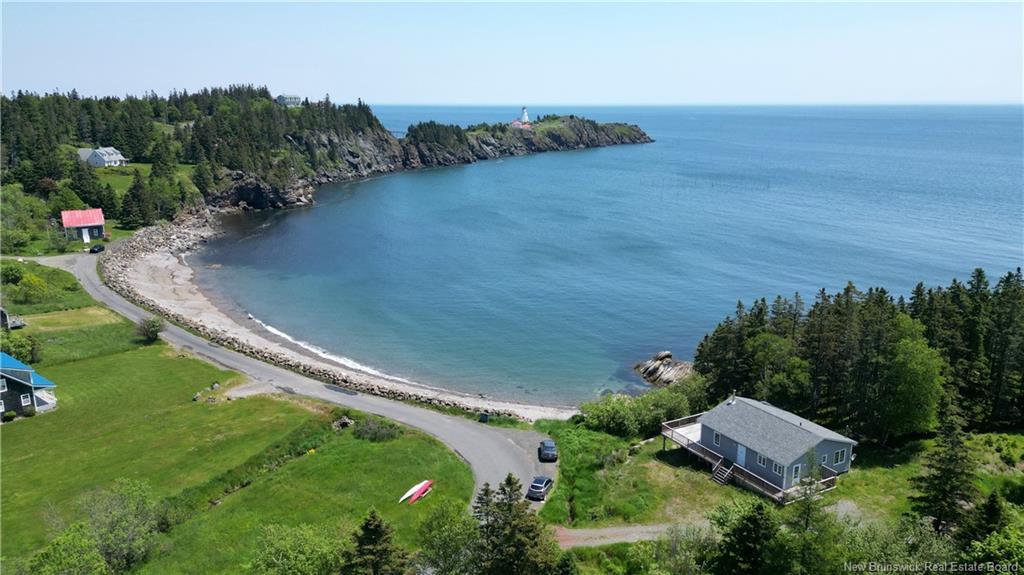 22 Pettes Cove Rd, Grand Manan, NB
