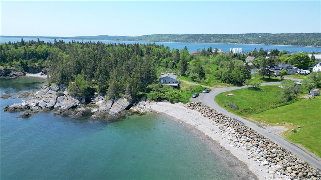 22 Pettes Cove Rd, Grand Manan, NB