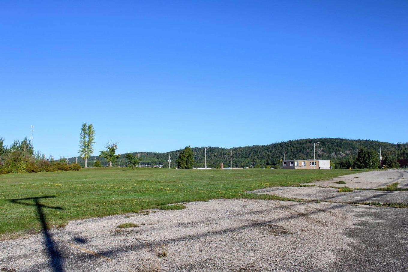 2 Deer Street, Manitouwadge, ON