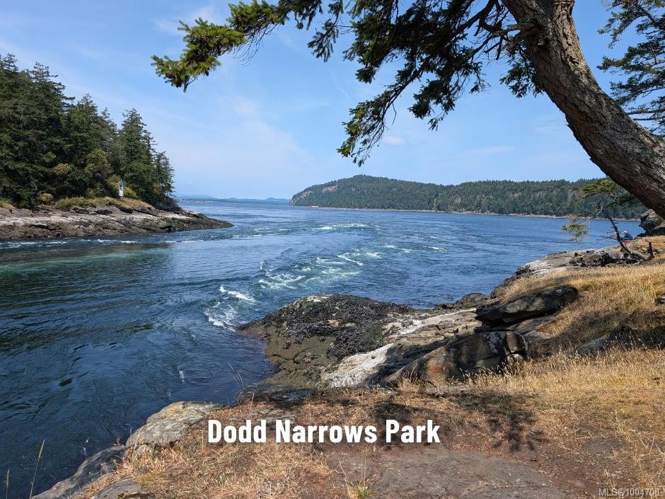 415 Halibut Hill Rd, Mudge Island, BC