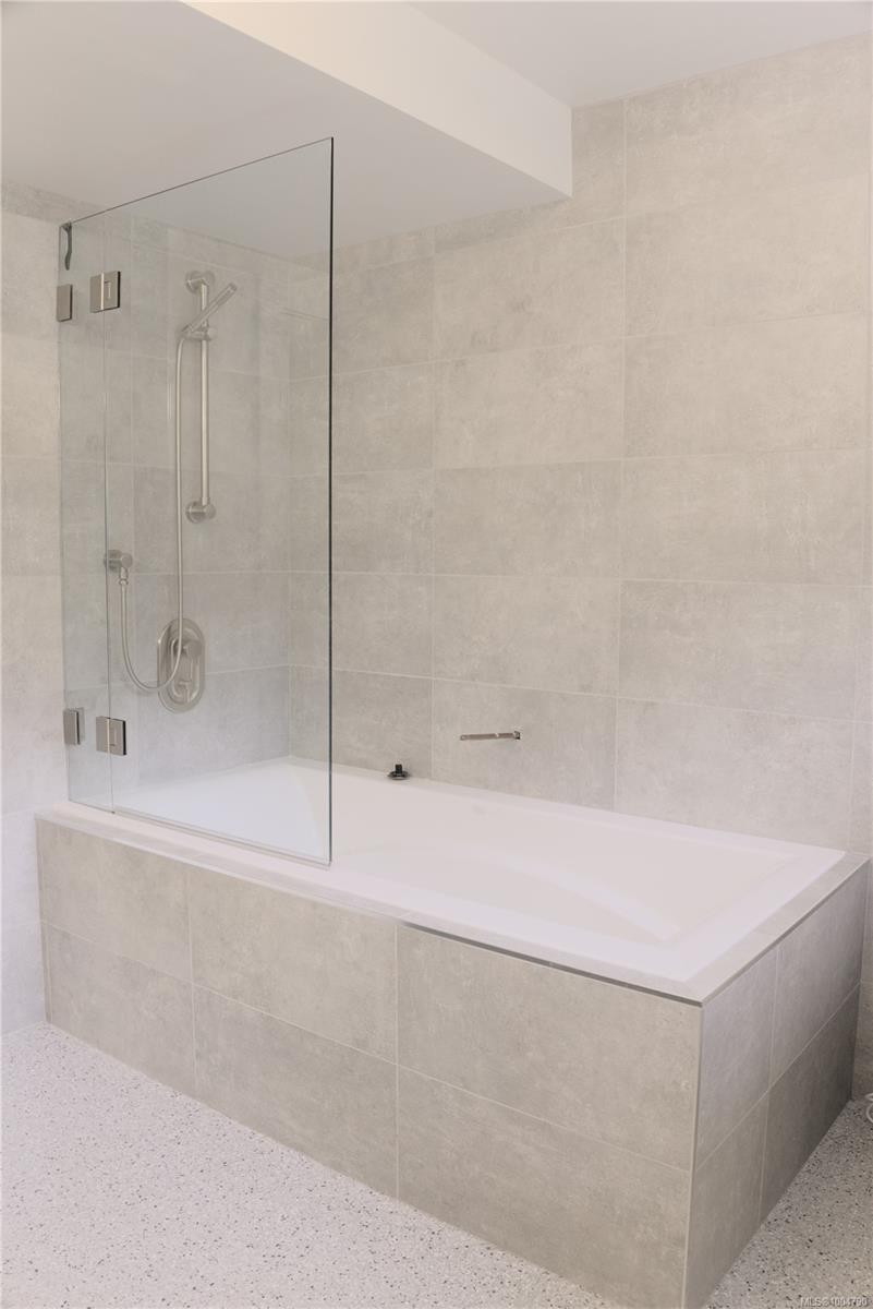 2298 Calais Rd, Duncan, BC