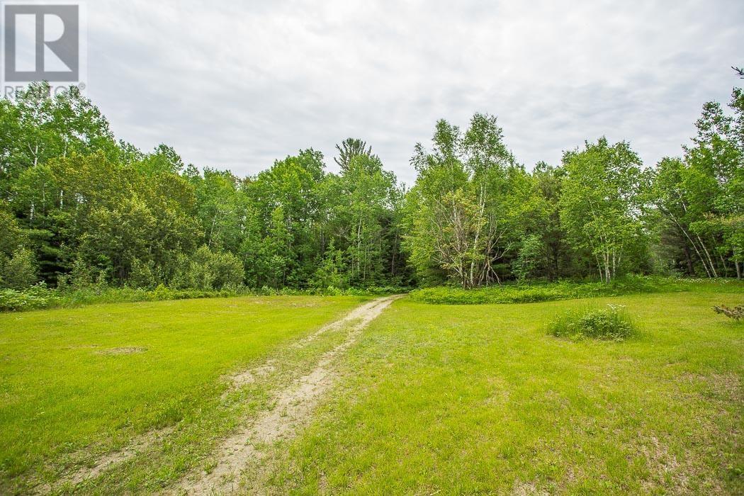 Highway 17 Sheppards Lane/Strawberry Hill Rd, Township Of North Shore, Spragge, ON