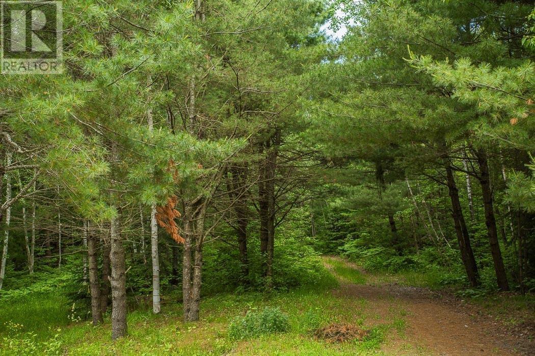 Highway 17 Sheppards Lane/Strawberry Hill Rd, Township Of North Shore, Spragge, ON