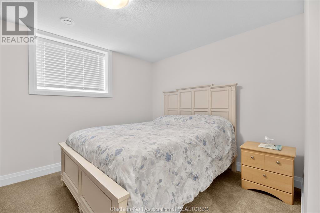 63 Compass Trail Unit# 35, Port Stanley, ON - Indoor Photo Showing Bedroom