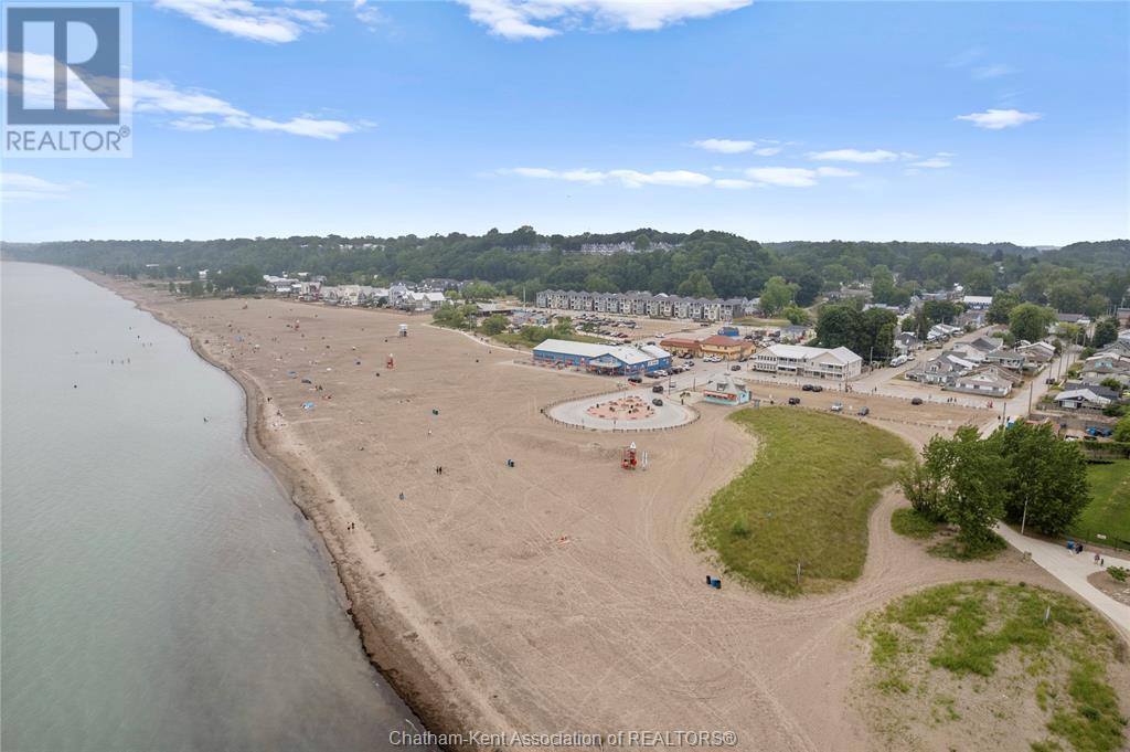 63 Compass Trail Unit# 35, Port Stanley, ON - Outdoor With View