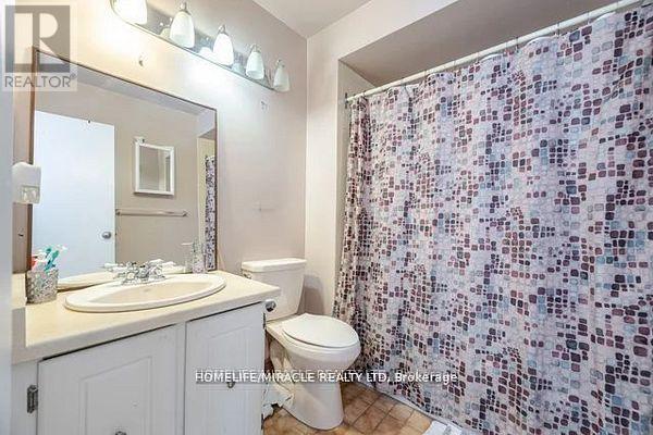 73 - 7080 Copenhagen Road, Mississauga, ON - Indoor Photo Showing Bathroom