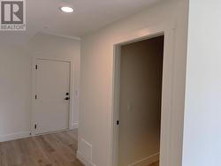 Spacious entrance and large storage room -