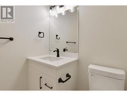 Main bathroom on bedroom level -