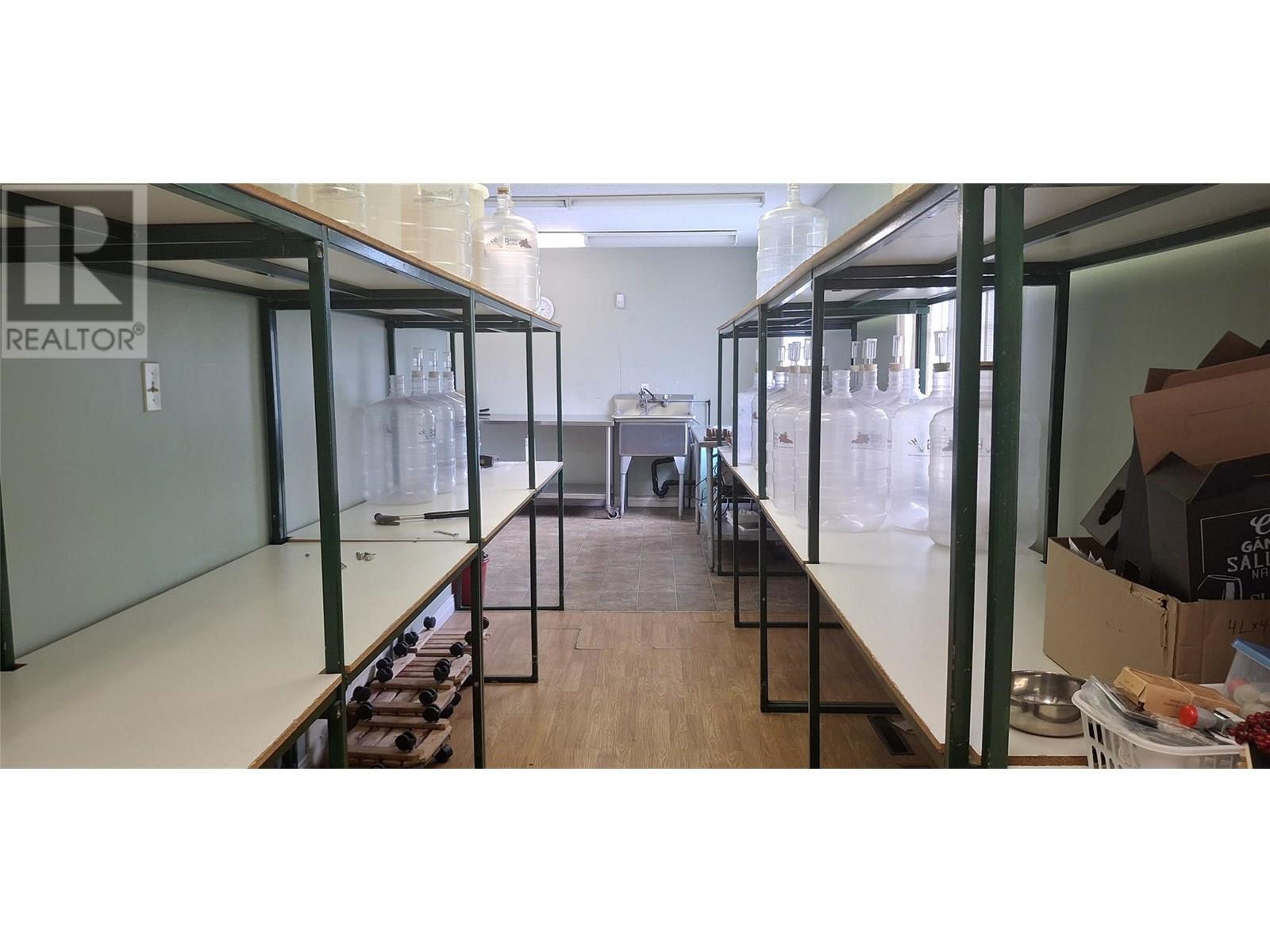 722 1St Avenue, Chase, BC