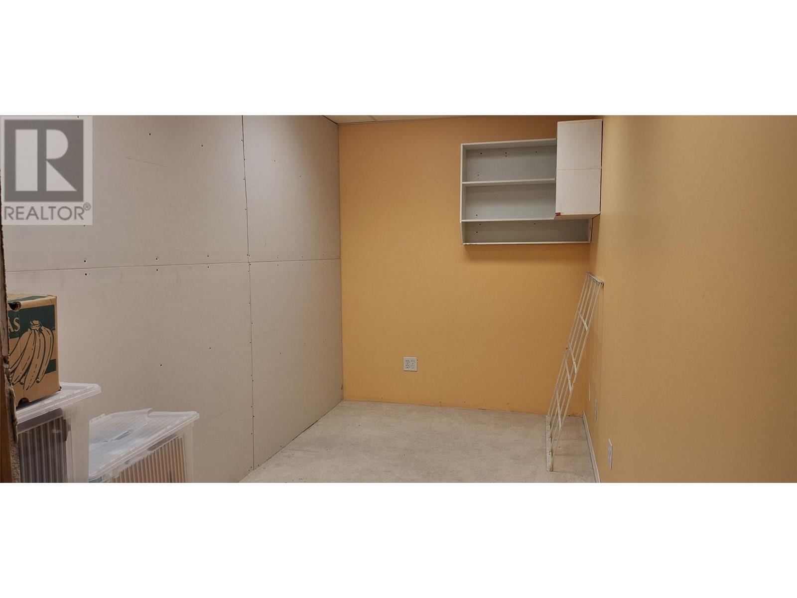 722 1St Avenue, Chase, BC