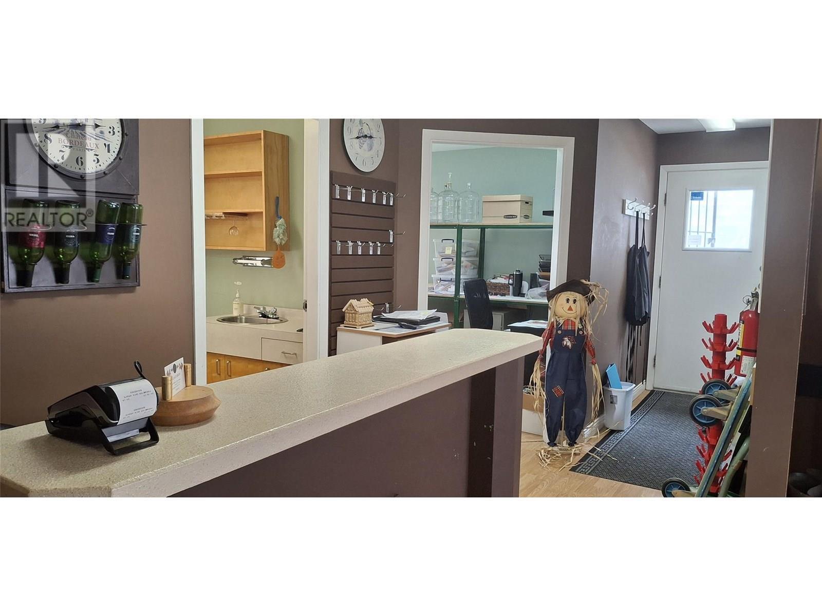 722 1St Avenue, Chase, BC