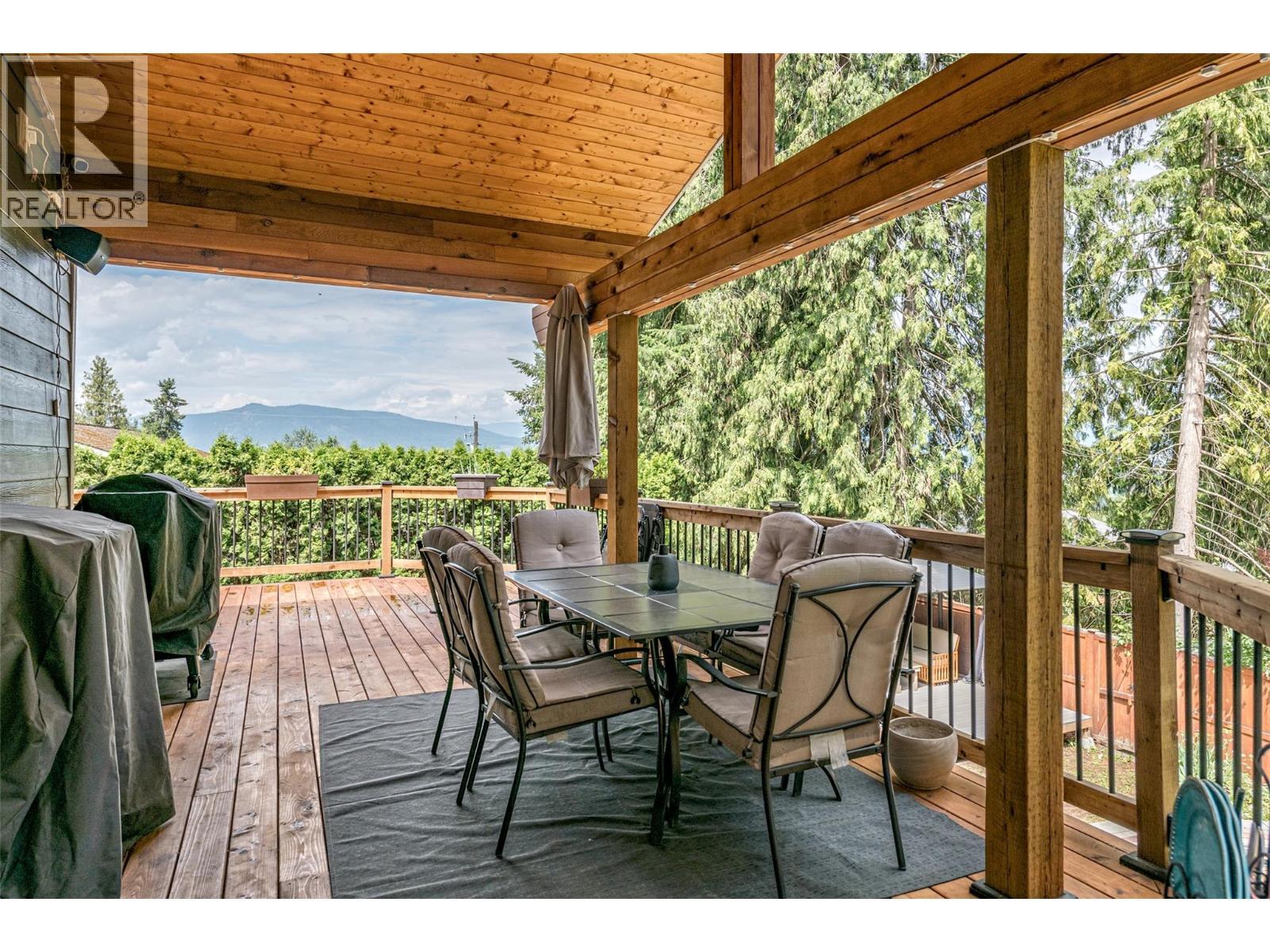 3286 Upper Mcleod Road, Spallumcheen, BC - Outdoor With Deck Patio Veranda With Exterior