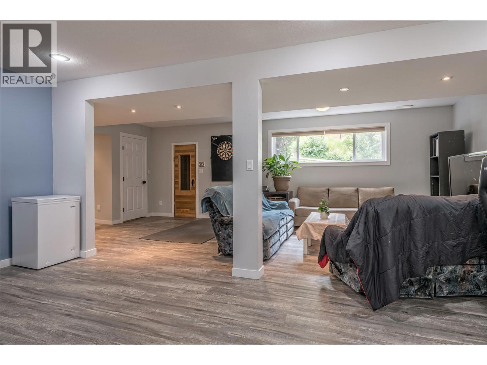 3286 Upper Mcleod Road, Spallumcheen, BC - Indoor