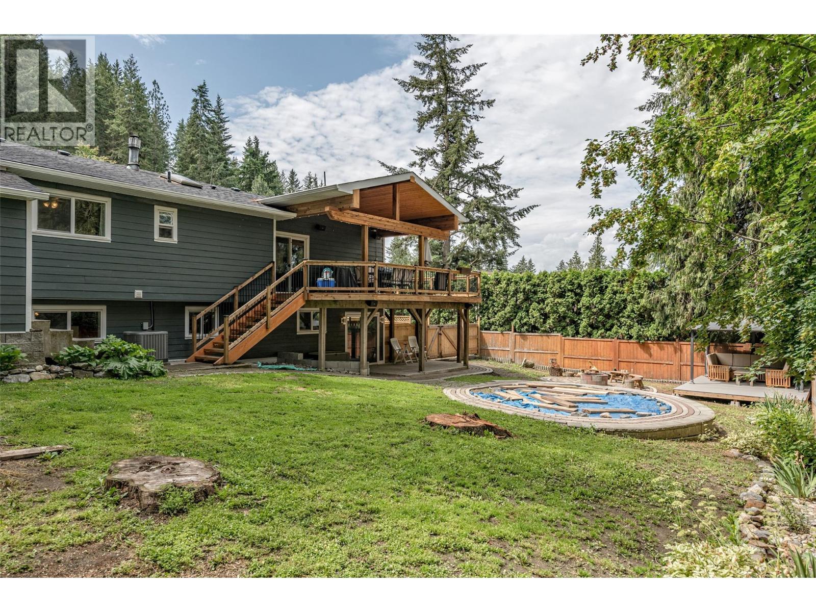 3286 Upper Mcleod Road, Spallumcheen, BC - Outdoor With Deck Patio Veranda