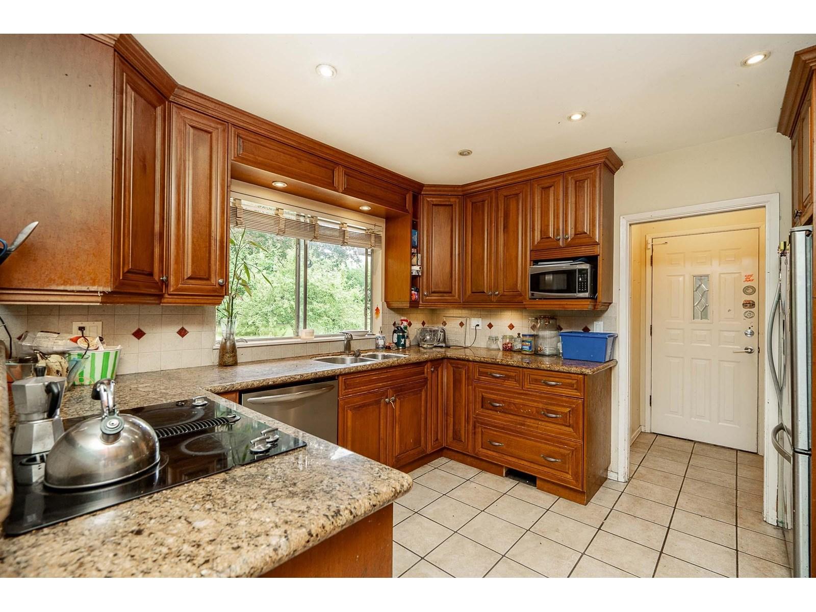 5948 156 Street, Surrey, BC