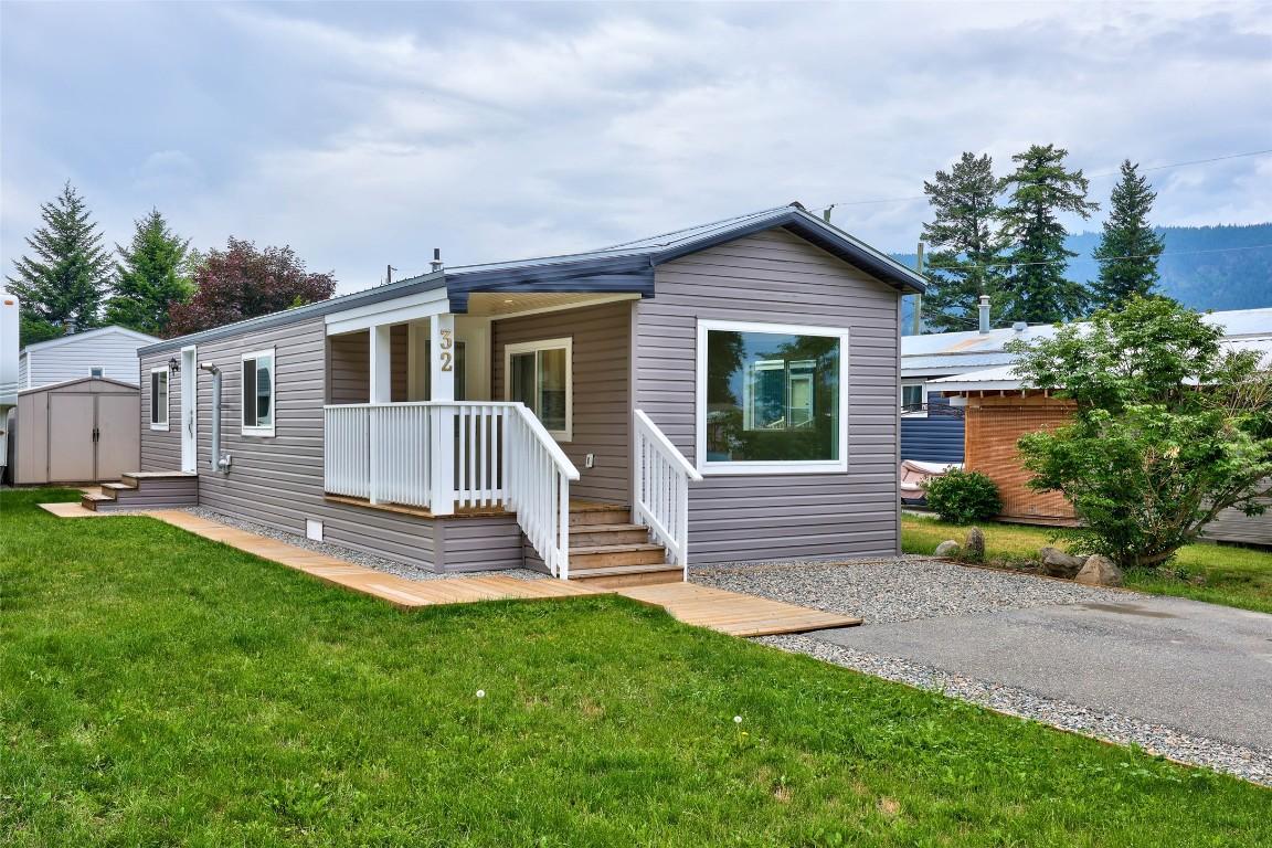 32-1214 Okanagan Avenue, Chase, BC