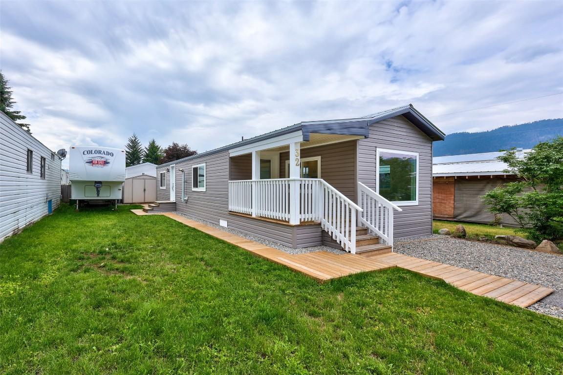 32-1214 Okanagan Avenue, Chase, BC