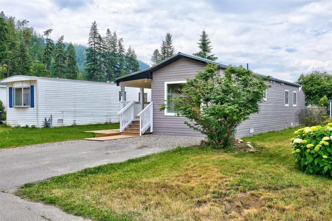 32-1214 Okanagan Avenue, Chase, BC