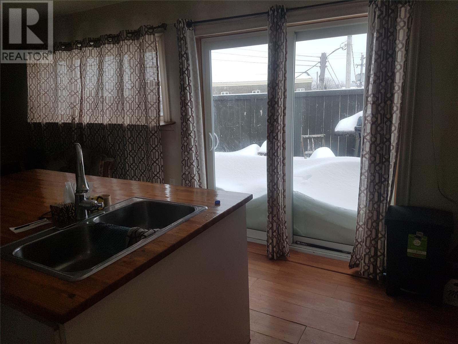 52 Main Street, Stephenville, NL