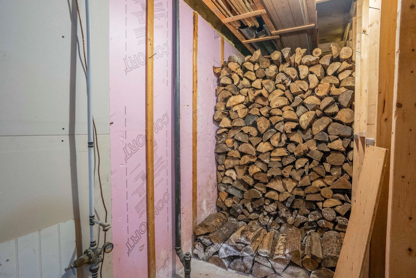 Rangement - 1732 167E Rue, Saint-Georges, QC - Indoor Photo Showing Bathroom