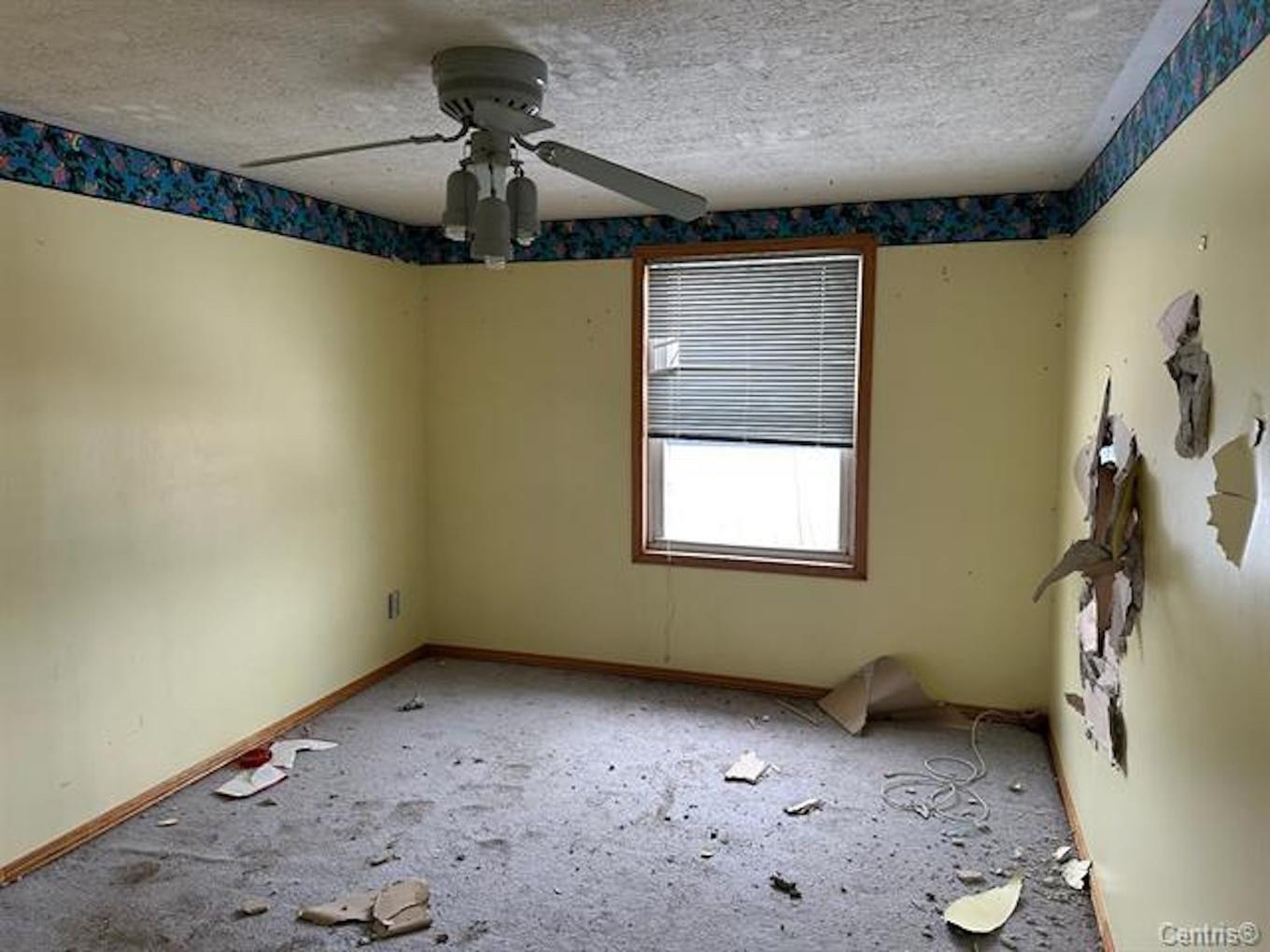 Interior - 36 Rue Principale S., Saint-Bruno-De-Guigues, QC - Indoor Photo Showing Other Room