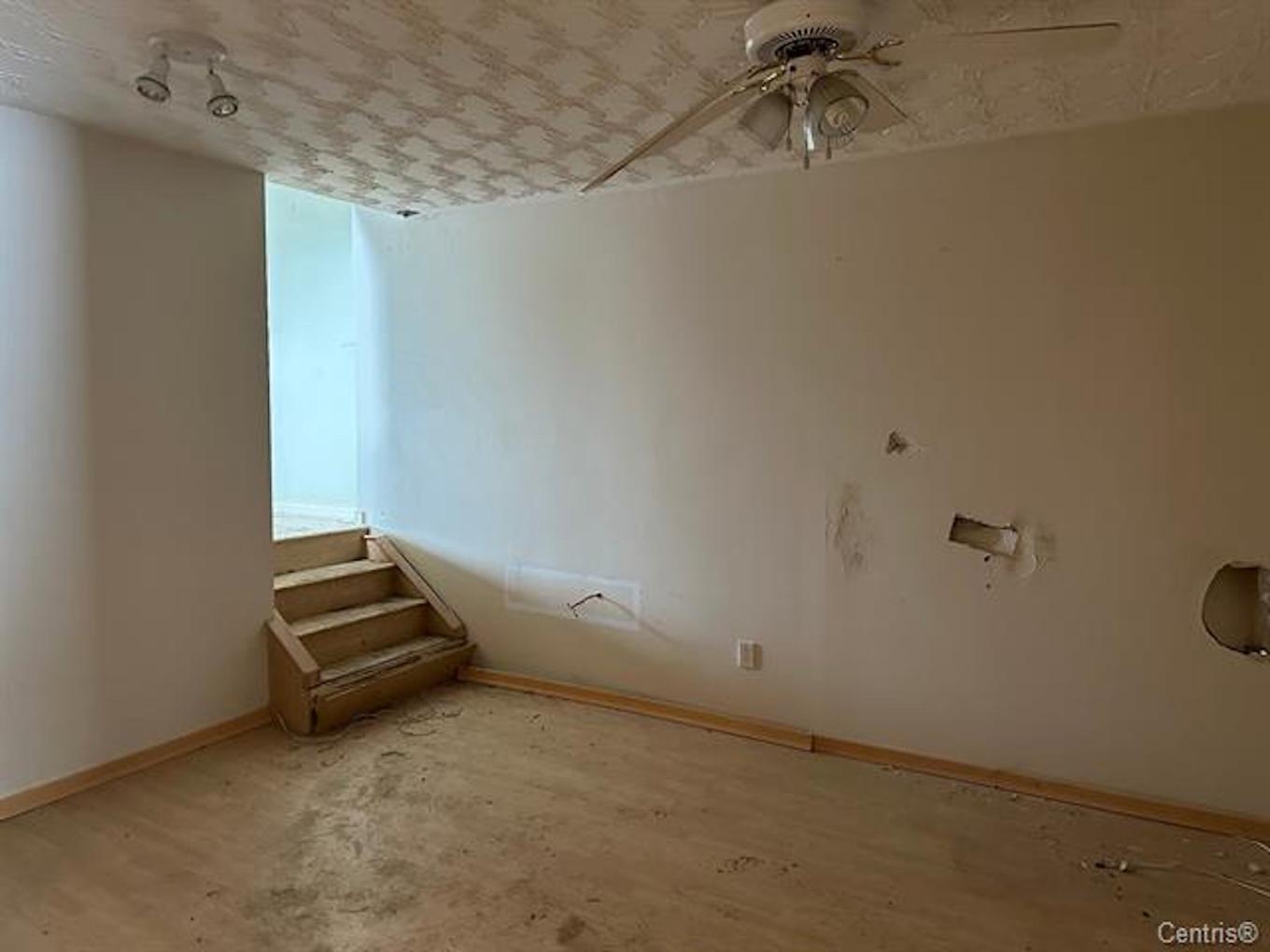 Interior - 36 Rue Principale S., Saint-Bruno-De-Guigues, QC - Indoor Photo Showing Other Room