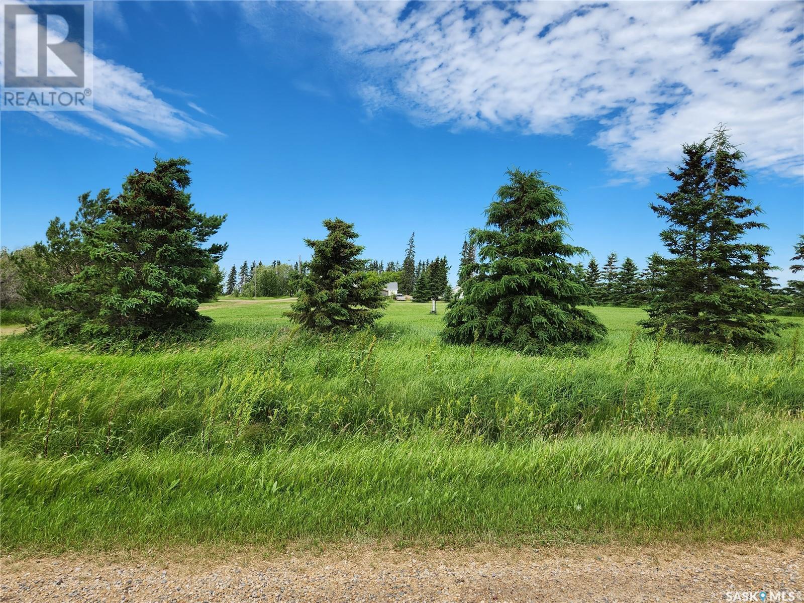 1 Railway Avenue, Valparaiso, SK