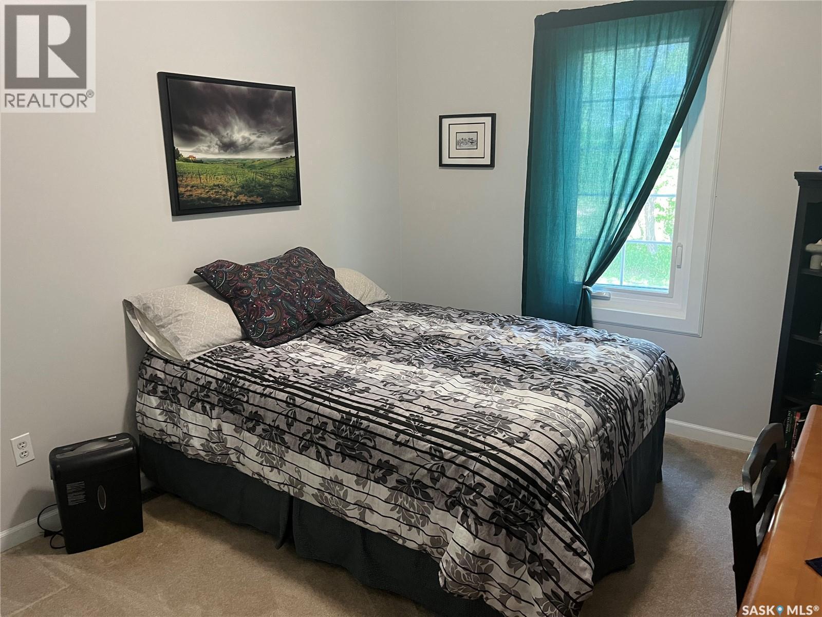 1000 Railway Avenue W, Foam Lake, SK - Indoor Photo Showing Bedroom