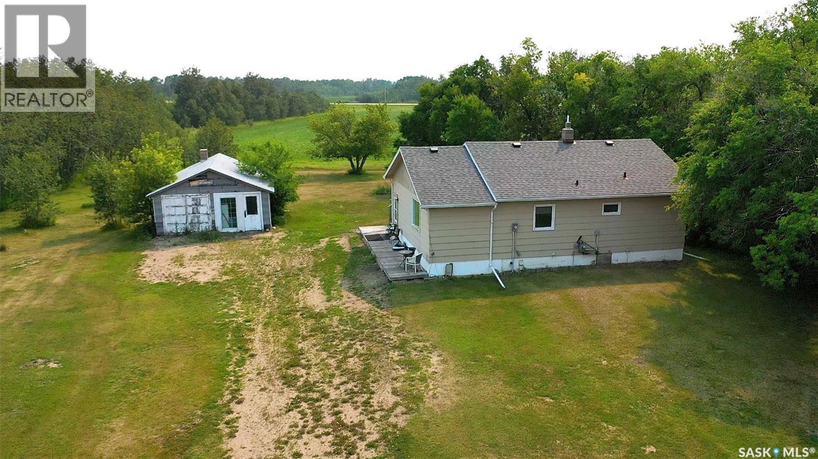 1000 Railway Avenue W, Foam Lake, SK - Outdoor