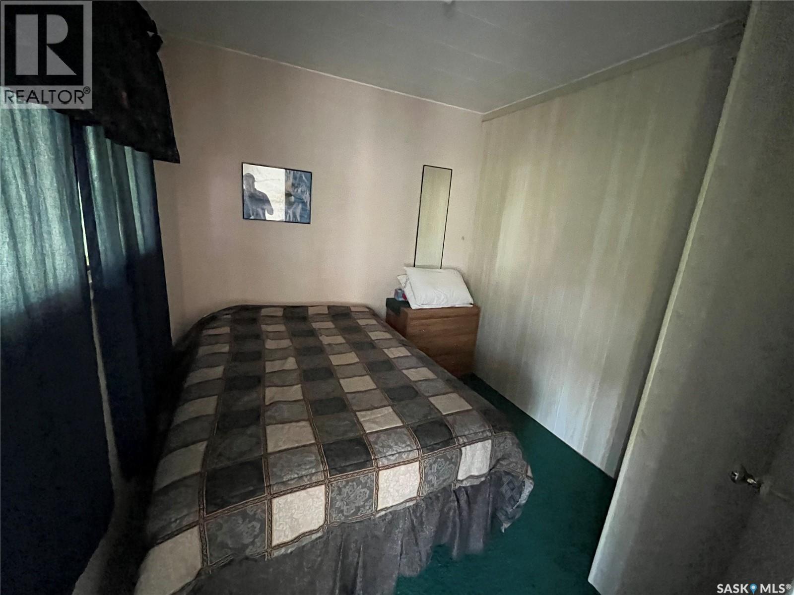 1000 Railway Avenue W, Foam Lake, SK - Indoor Photo Showing Bedroom
