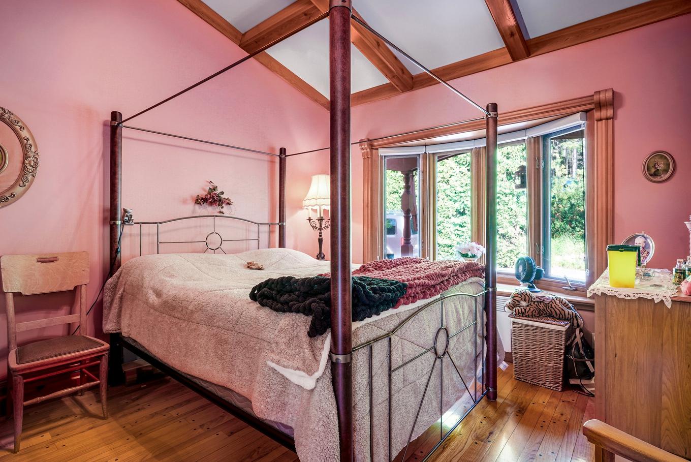 Chambre à coucher - 2089 Rue Wilfrid, Val-David, QC - Indoor Photo Showing Bedroom